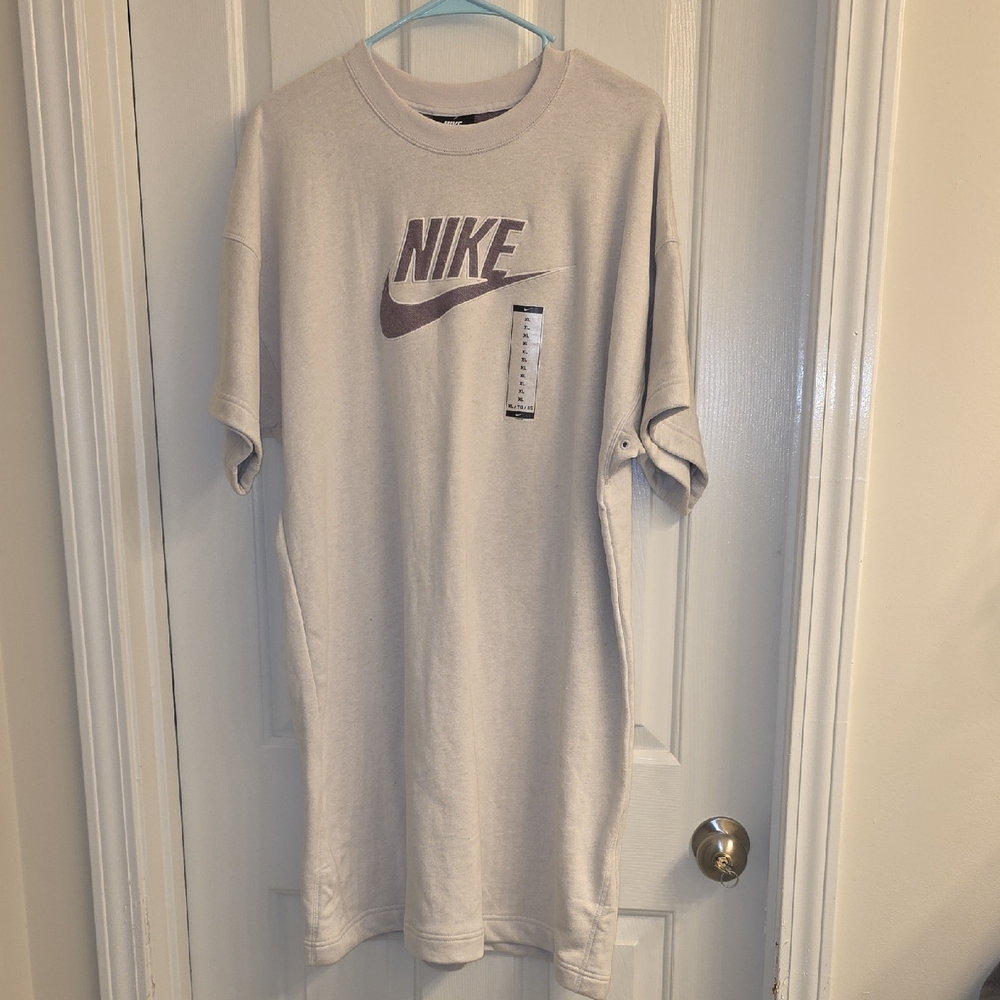 Nike Women's Sz XL Sportswear T Shirt Dress Platinum Tint Heather Grey